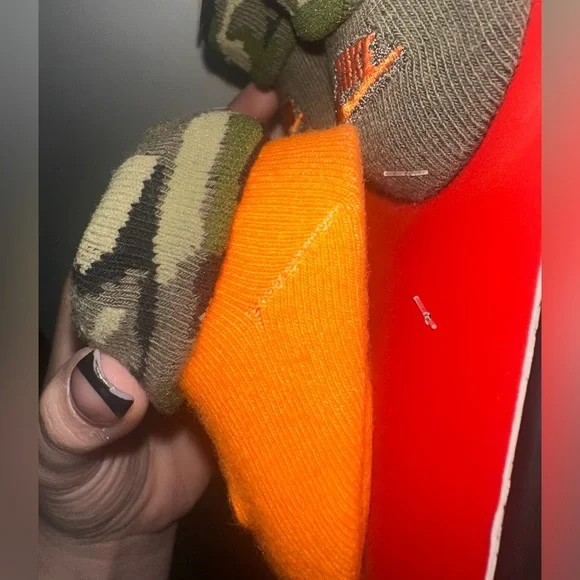 Nike 2-Pack Baby Booties - Picture 3 of 3